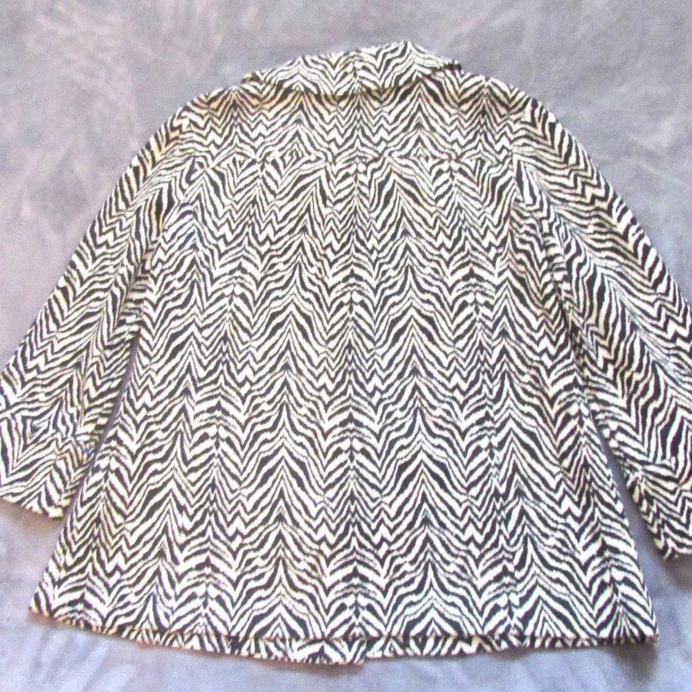 Tesori- Zebra Print, Button-Down Flounce Jacket/C… - image 7